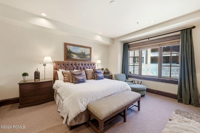 The Inn at Silver Lake holds eight residences, and in the past - photo 14