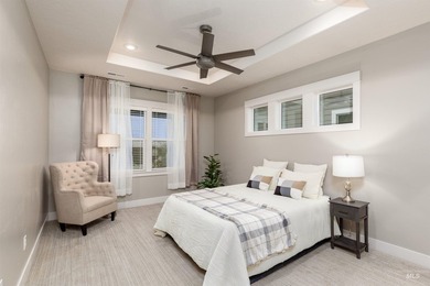 Welcome to your home with a view! This beautiful 3 bed, 2 bath - photo 14