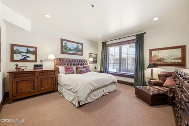 The Inn at Silver Lake holds eight residences, and in the past - photo 18