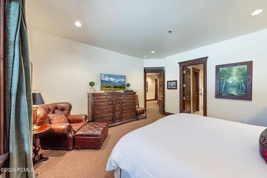The Inn at Silver Lake holds eight residences, and in the past - photo 19