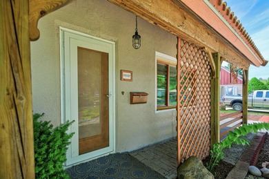 VERDANT RETREAT + VERSATILE LIVING in bike-friendly Lake Edge - photo 8