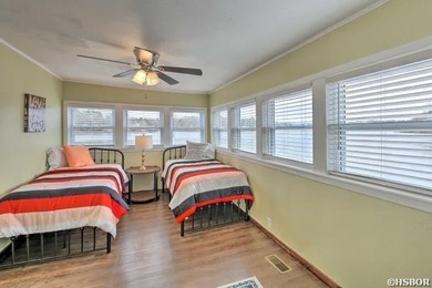 115 WOODSTOCK... LAKE HAMILTON WATERFRONT HOME w/ Land to Build - photo 36