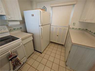 LAKEFRONT CONDO WITH FANTASTIC VIEWS! - photo 6