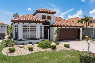 SEMINOLE LAKES GOLF COURSE HOME W/EXTENSIVE UPDATES & ENCLOSED - photo 1