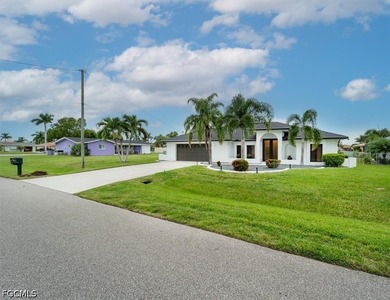 This gourgeous direct Gulf access property is a true gem and is - photo 3
