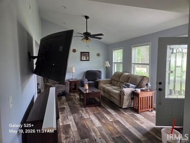Cute, updated home. All new plumbing, electrical, HVAC - photo 4