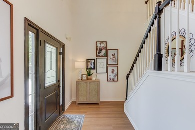 Beautifully updated brick-front home in a quiet cul-de-sac with - photo 5