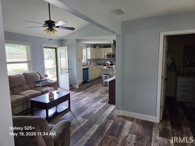 Cute, updated home. All new plumbing, electrical, HVAC - photo 6