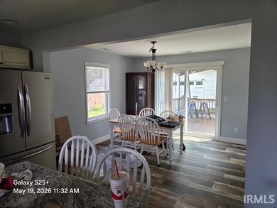 Cute, updated home. All new plumbing, electrical, HVAC - photo 7