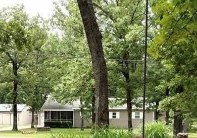 Lake Home For Sale in Pittsburg, Missouri