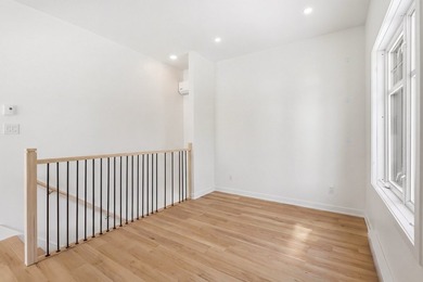 An exceptional opportunity to acquire a property on the shores - photo 15