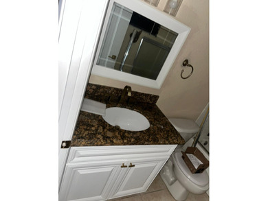NICE 3/2 LOCATED ON THE HEART OF WEST PALM - photo 18