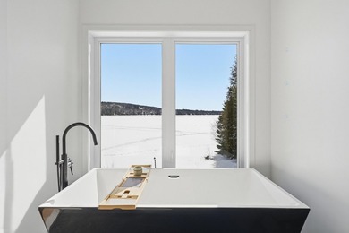 An exceptional opportunity to acquire a property on the shores - photo 29