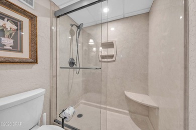 This is a MUST SEE, TURNKEY and UPDATED condo in the desirable - photo 31