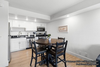 Location, amenities, and convenience all come together at this - photo 7