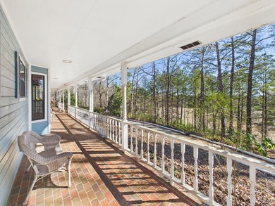 This spacious 4 bedroom 3.5 bath home offers approximately 3,079 - photo 9