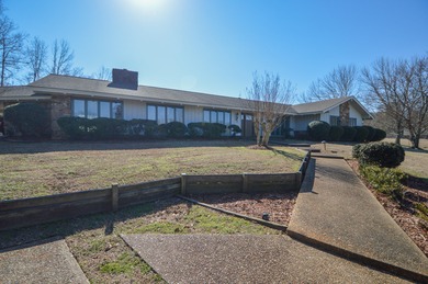 Welcome to this special lakefront property on 5 peaceful acres - photo 7