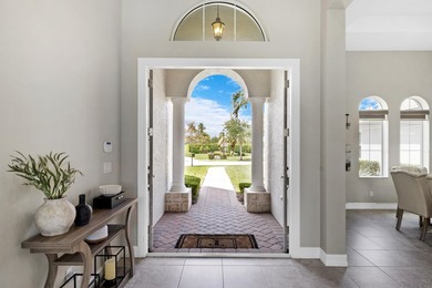 Flexible 4-bedroom home with a large guest suite/office that - photo 7