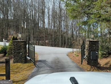 Hiking anyone? This 7.18 acres at an elevation of over 3000 feet - photo 1
