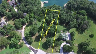 Beautiful lake front building lot located in Hickory Point - photo 14