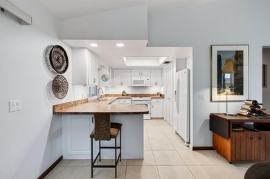 3 bedroom-2 bathroom CBS home with a Saltwater Pool and a Rare 2 - photo 15