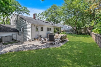 Welcome to this beautiful 4-bedroom, 2-bathroom Colonial ideally - photo 20