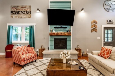Escape to your own private retreat just minutes from Lake - photo 2