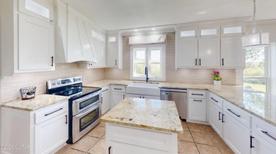 If you've been looking for a place where wide-open spaces meet - photo 22