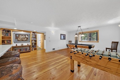 Discover this beautifully completely remodeled, fully furnished - photo 22