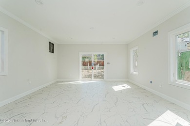 Welcome to 219 Barnard Avenue - a stunning newly constructed - photo 22