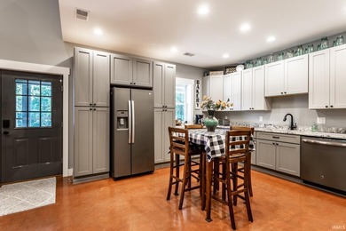 Escape to your own private retreat just minutes from Lake - photo 5