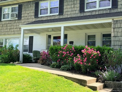 Welcome to this beautiful 4-bedroom, 2-bathroom Colonial ideally - photo 26