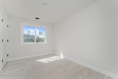 Welcome to 219 Barnard Avenue - a stunning newly constructed - photo 26