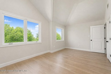 Welcome to 219 Barnard Avenue - a stunning newly constructed - photo 29