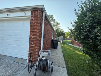 Welcome to this beautiful move-in-ready 3 bedroom 2 bath 1761 sq - photo 3