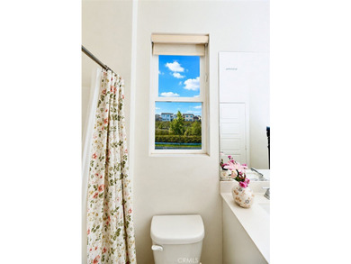 Corner lot, Lake view detached home comes with many upgrades, A - photo 6