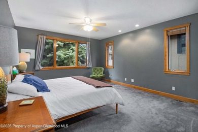 Enjoy the ease of a low-maintenance home in one of Carbondale's - photo 12
