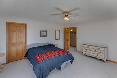Discover your perfect lakeside retreat on stunning Boy Lake, one - photo 15
