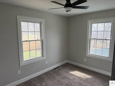 Fully Renovated, Like-New 3 Bedroom, 3 Bath Home with Modern - photo 17