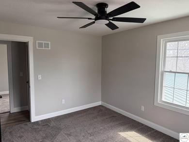 Fully Renovated, Like-New 3 Bedroom, 3 Bath Home with Modern - photo 19