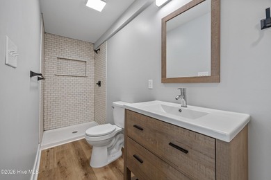 Fully renovated, historic 1930 duplex in the heart of Washington - photo 22