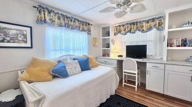 Welcome to Old Bridge Village! This beautifully remodeled - photo 22