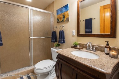 Enjoy the ease of a low-maintenance home in one of Carbondale's - photo 24