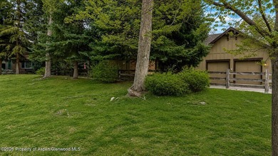 Enjoy the ease of a low-maintenance home in one of Carbondale's - photo 26