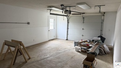 Fully Renovated, Like-New 3 Bedroom, 3 Bath Home with Modern - photo 35
