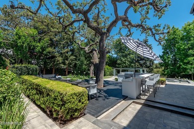 Situated along the prestigious North Ranch Golf Course, this - photo 44