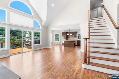 Prepare to experience lakefront living at its absolute best! Set - photo 9