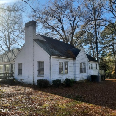 New Reduced Price! Welcome Home! Cozy 2 Bedroom Home located on