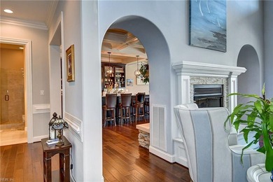 Custom built Manor by Jack Schoch in sought after Great Neck - photo 13
