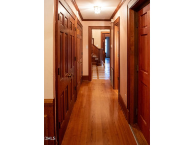 **Charming Family Home in Oxford - A Blend of Comfort and